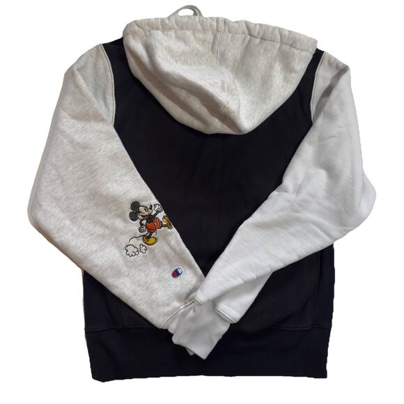 Limited Edition Champion X Disney Sz Small Mickey & Friends Reverse Weave Hoodie - Picture 2 of 6